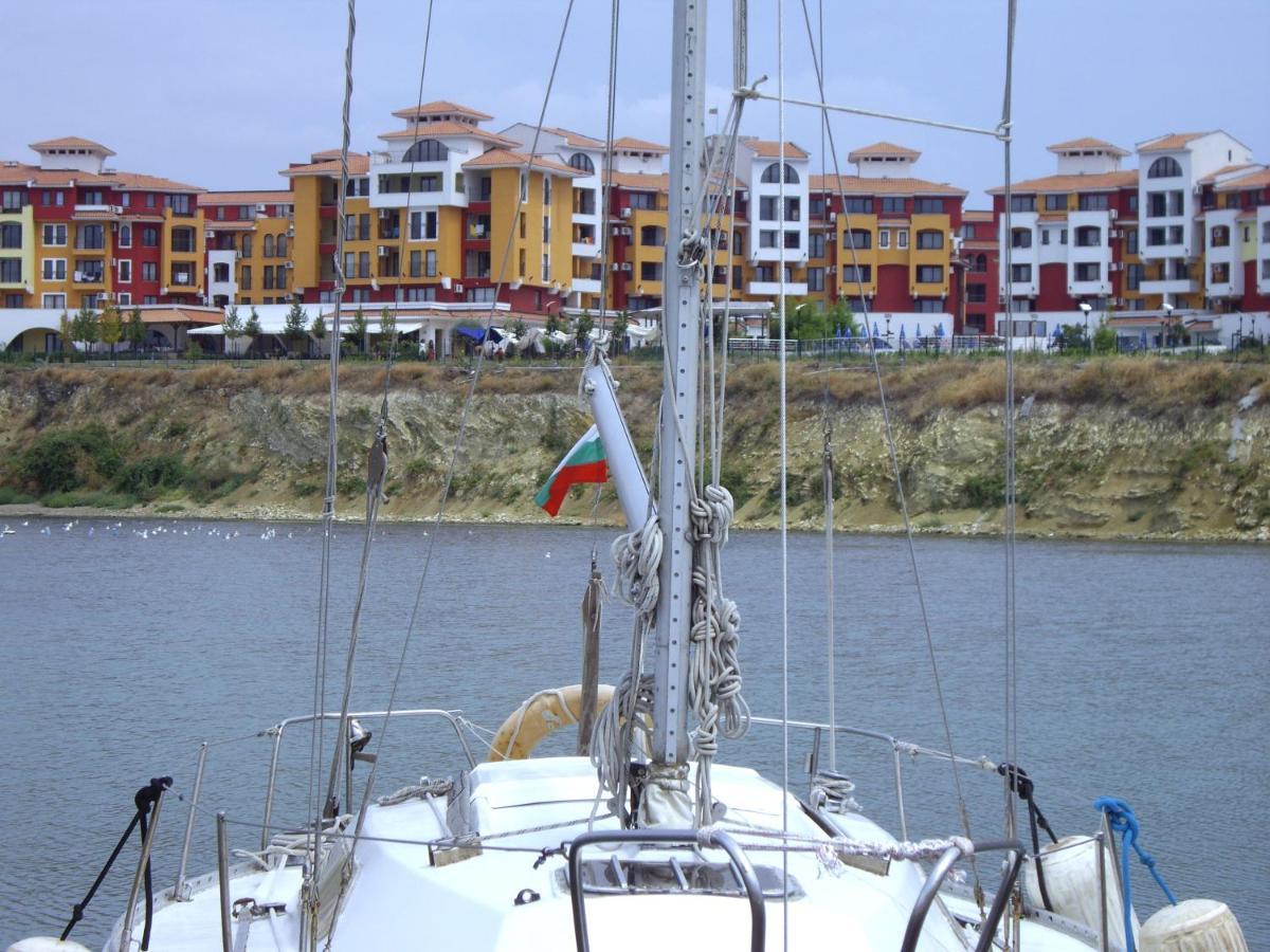 Apartment Studio Deluxe Marina Cape 4 Stars Resort 33 5 Aheloj Kültér fotó